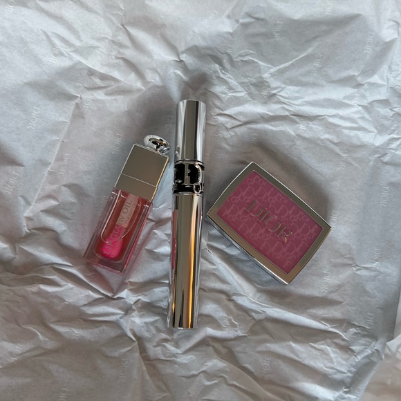 Dior Volume and Glow Ritual Set - Picture 7 of 7